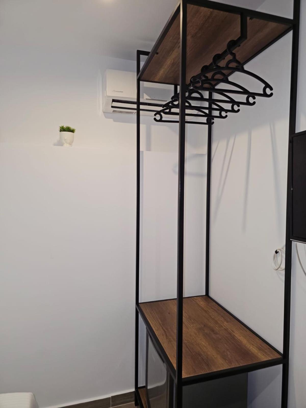 Ardit Seaside Rooms Sarande Exterior photo
